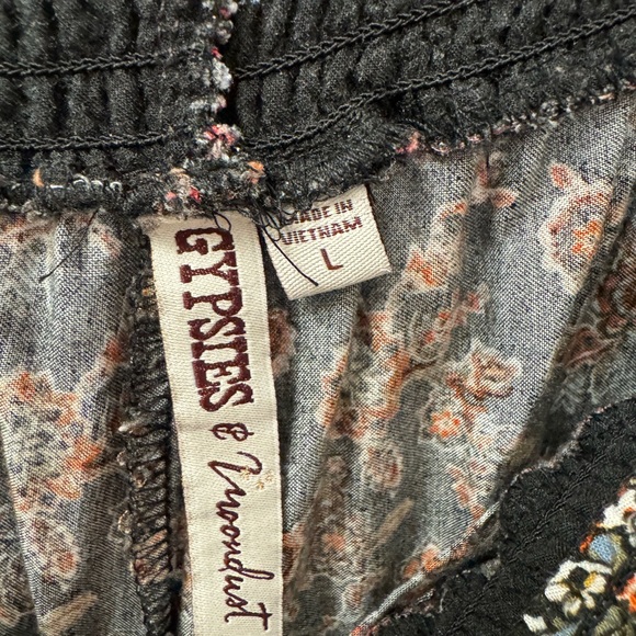 Women’s casual pants. Size Junior Large - Picture 5 of 7